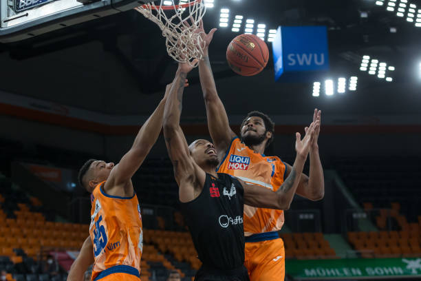 转会动态 转会动态