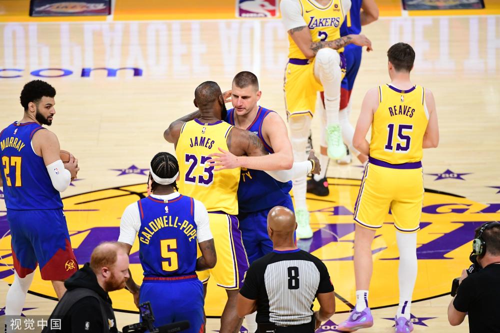 位球员的市 位球员的市